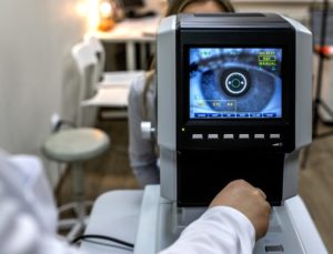 Eye test machine in use